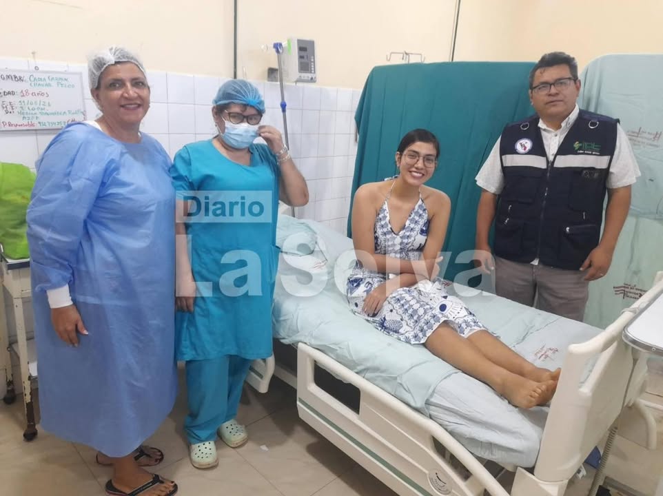 Hospital Regional de Loreto da de alta a estudiante universitaria tras compleja reconstrucción quirúrgica.