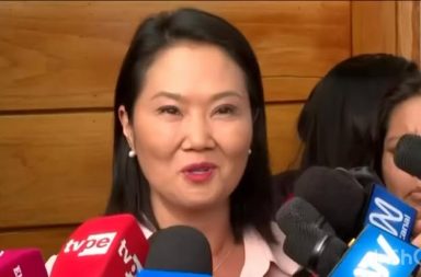 Últimas declaraciones de Keiko Fujimori quien pide a los personeros legales de Fuerza Popular, vigilar cada acta en el conteo de votos .