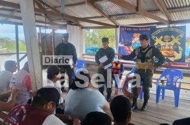 Pescadores y armadores reciben capacitación sobre seguridad fluvial en Loreto.