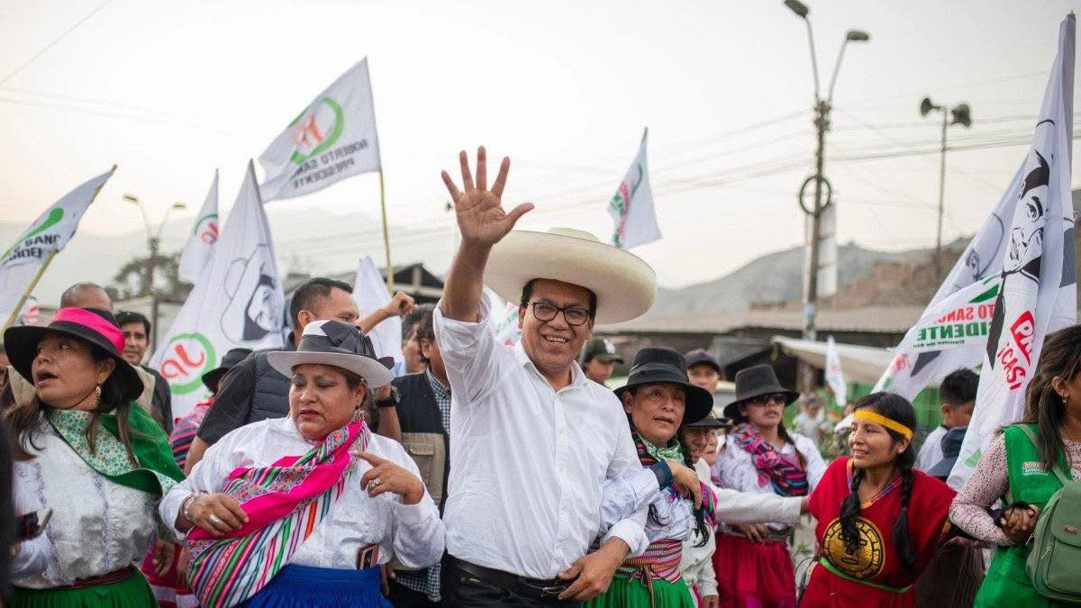 Por Dante Bobadilla, columnista de Diario La Selva , acerca del ANTIFUJIMORISMO, MITOS Y LEYENDAS