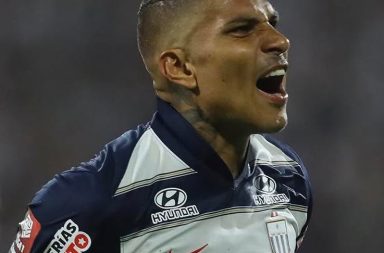 Paolo Guerrero  quiere comprar Alianza Lima