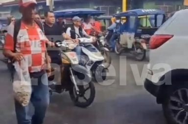 Colapso total: transportistas atrapados en intenso embotellamiento por evento estudiantil