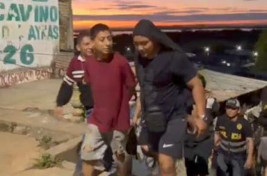 Operativo policial: capturan a tres presuntos integrantes de “Los Fiters” en Asentamiento Humano