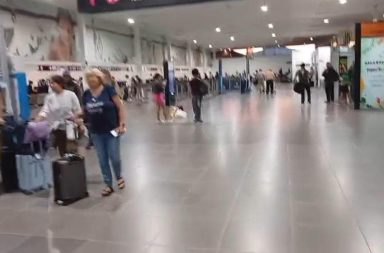 Malestar en el terminal: informan suspensión de vuelo programado a primeras horas de la mañana