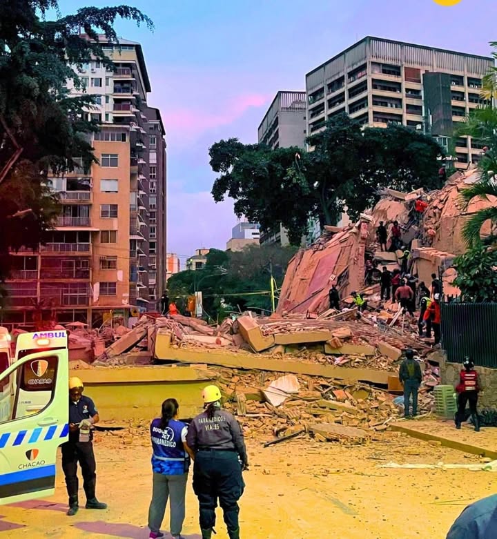 Instantáneas del terremoto en Caracas, Venezuela