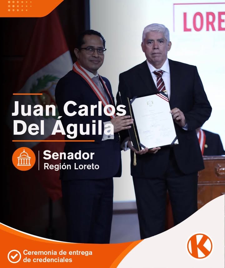 SENADOR JUAN CARLOS DEL ÁGUILA YA TIENE SU CREDENCIAL EN MANO