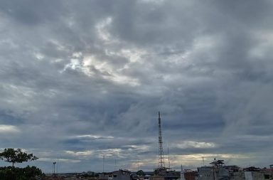 #clima | ‼Mayormente nublado y con lluvia pasado el mediodía‼ Según los pronósticos meteorológicos, la temperatura vuelve a descender un poco en este inicio de semana.